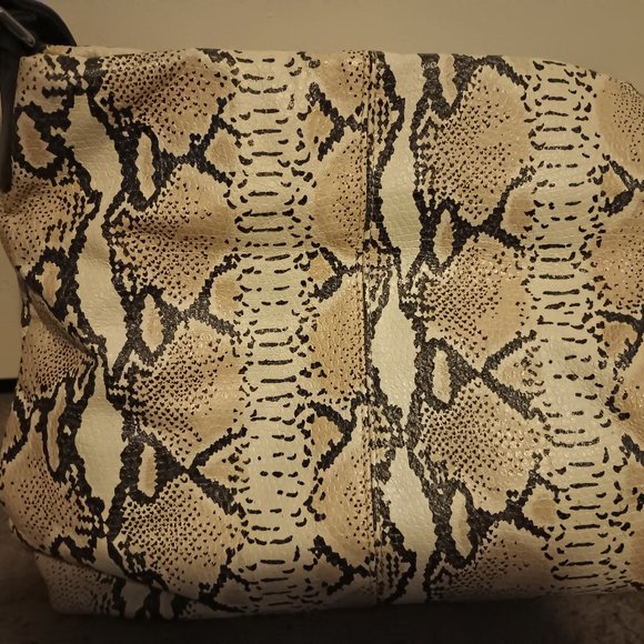 MAXX NEW YORK Snake Skin Should Purse - Picture 2 of 8